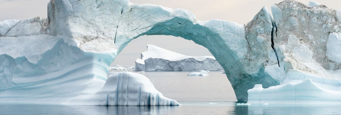 Iceberg arch