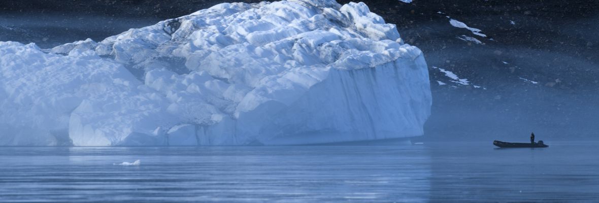 Dwarfed by icy giants Dwarfed by icy giants