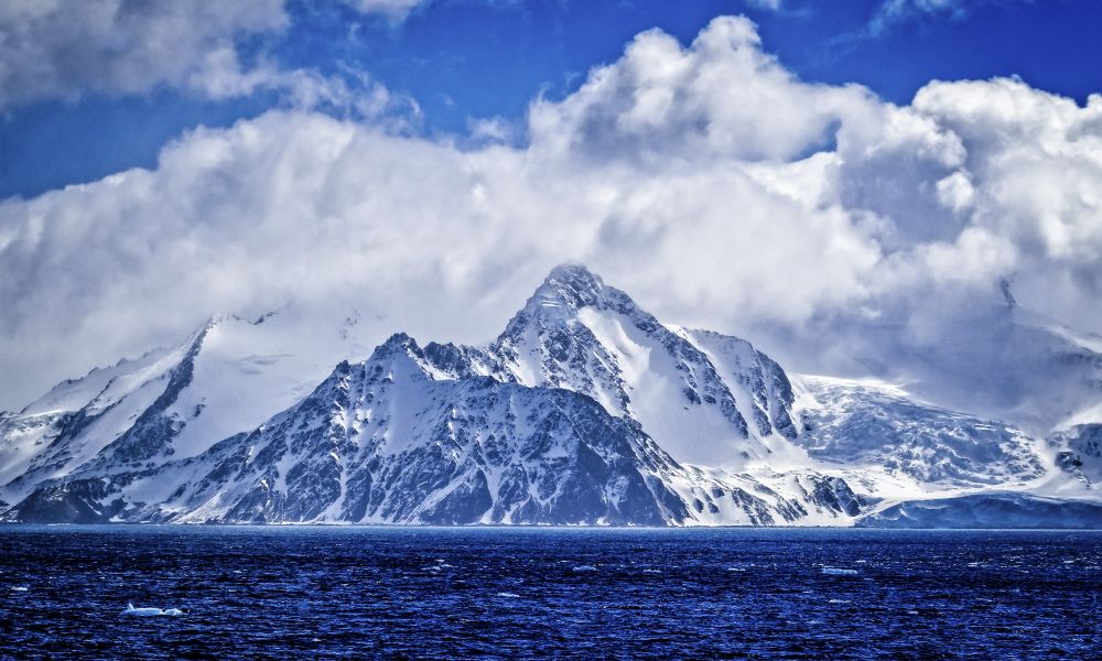 Elephant Island, Antarctic Peninsula Elephant Island