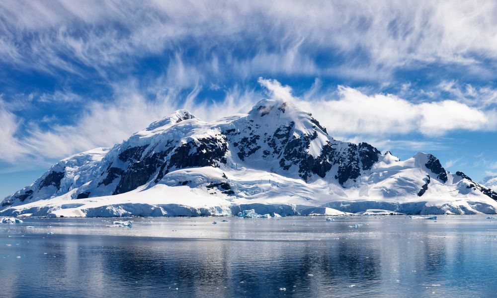 The majesty of Antarctica The majesty of Antarctica