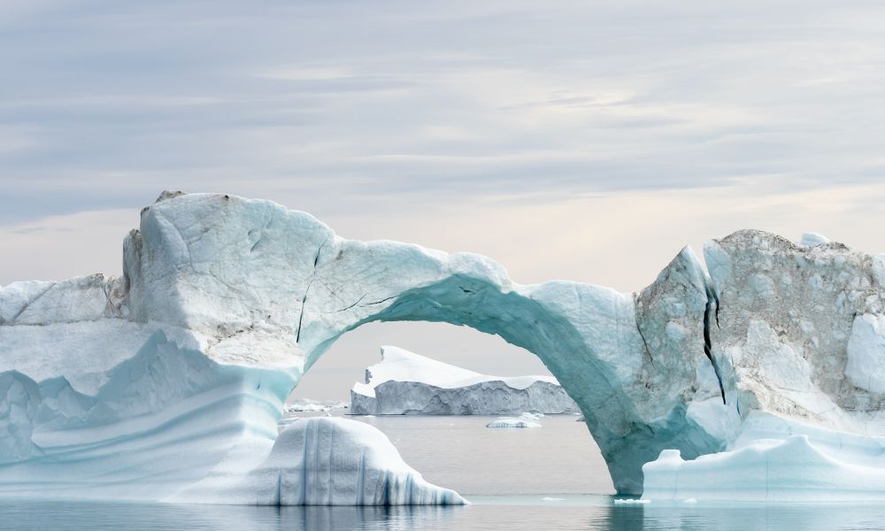 Iceberg arch