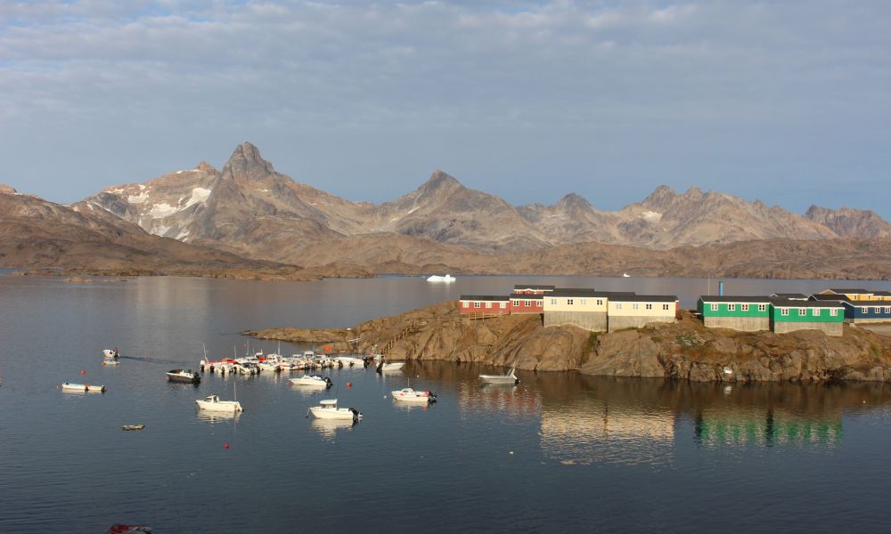 The calm waters of Tasiilaq 