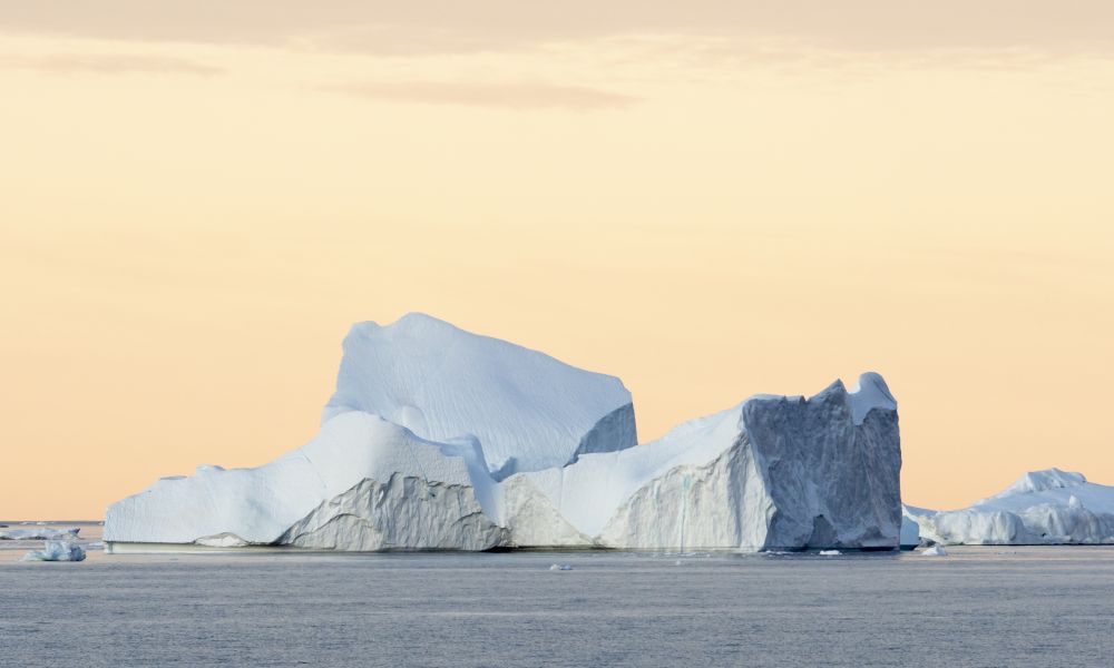 Icebergs of Greenland Icebergs of Greenland