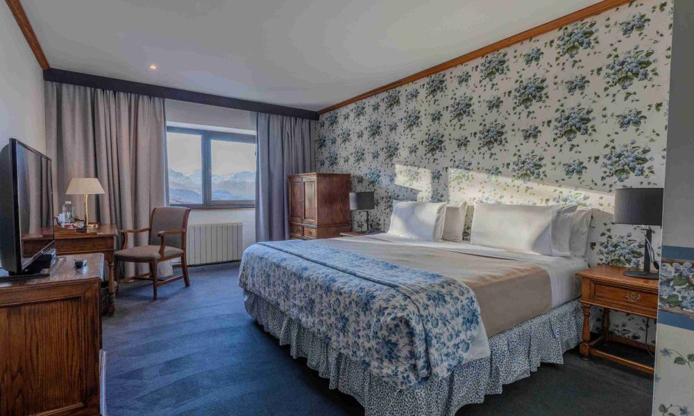 Spacious and stylish guest room at Las Hayas Ushuaia Resort. Credits: Las Hayas Ushuaia Resort